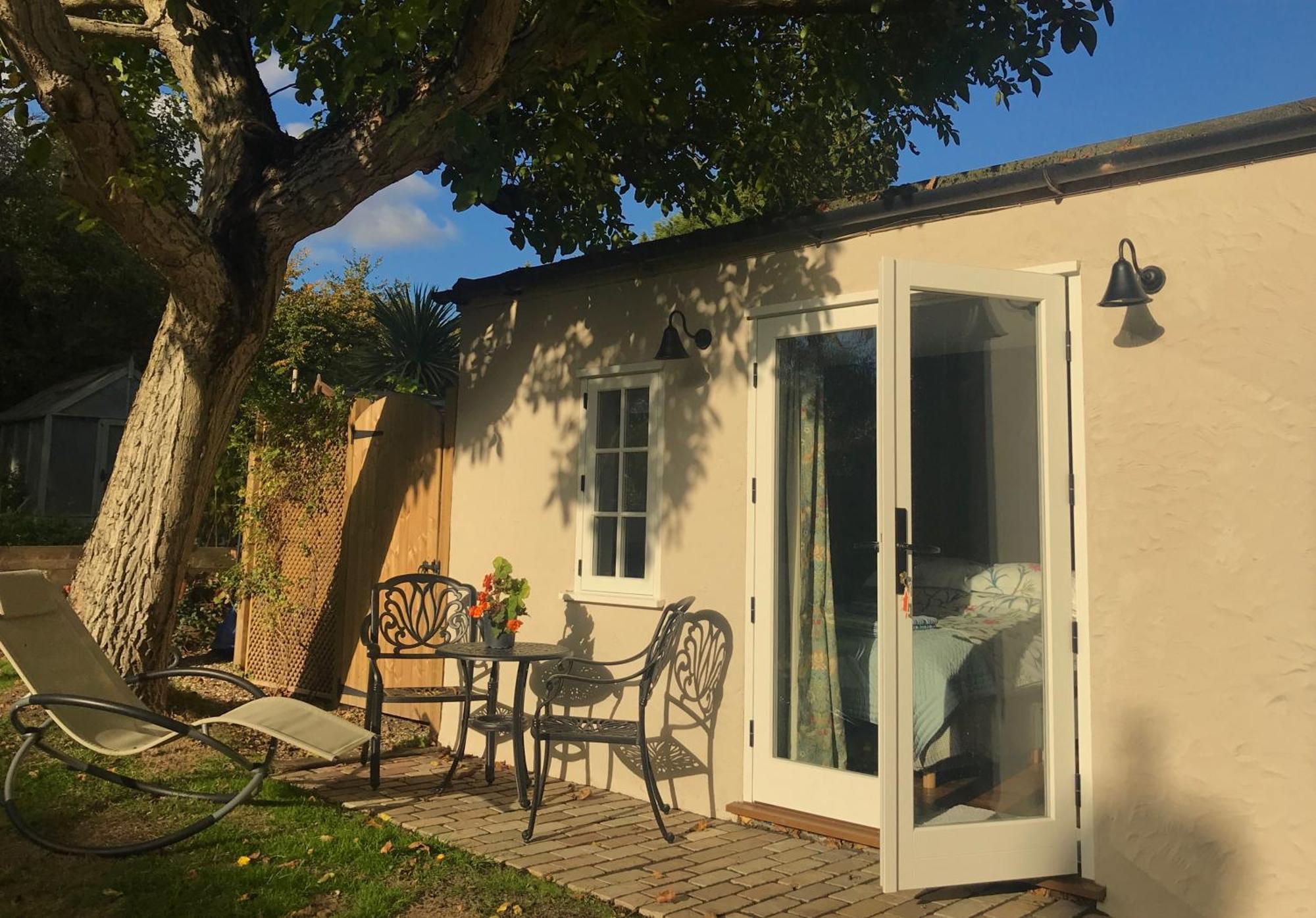 Corner House Luxury Bnb Little Dunmow Ruang foto